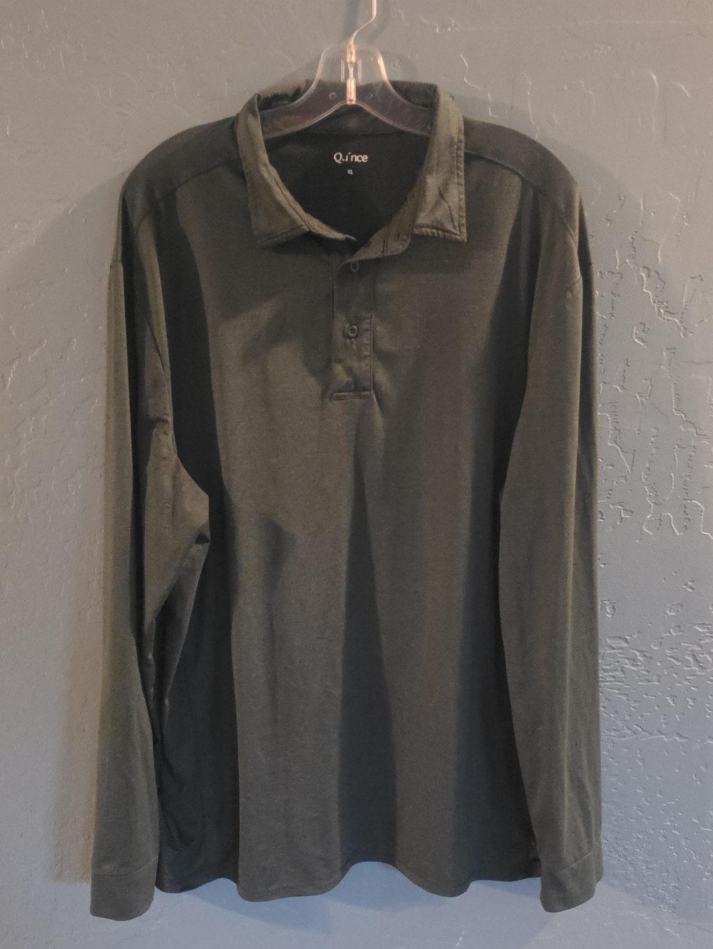 Quince Men's Long-Sleeve Performance Polo in Olive